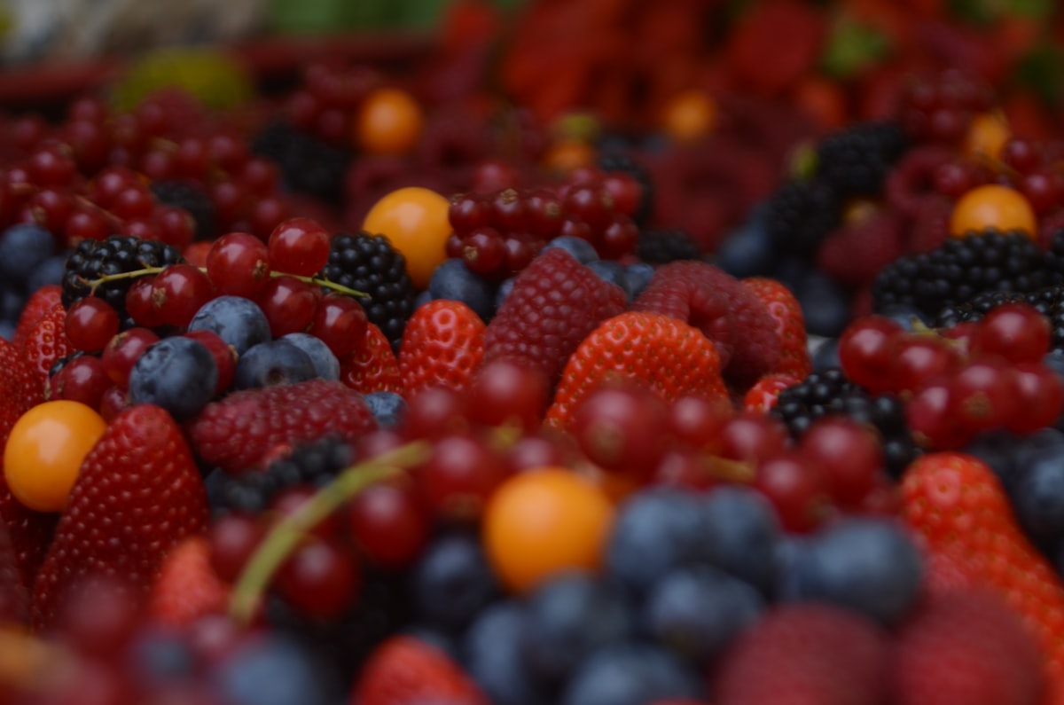 Uva, mele e frutti autunnali ricchi di fibre