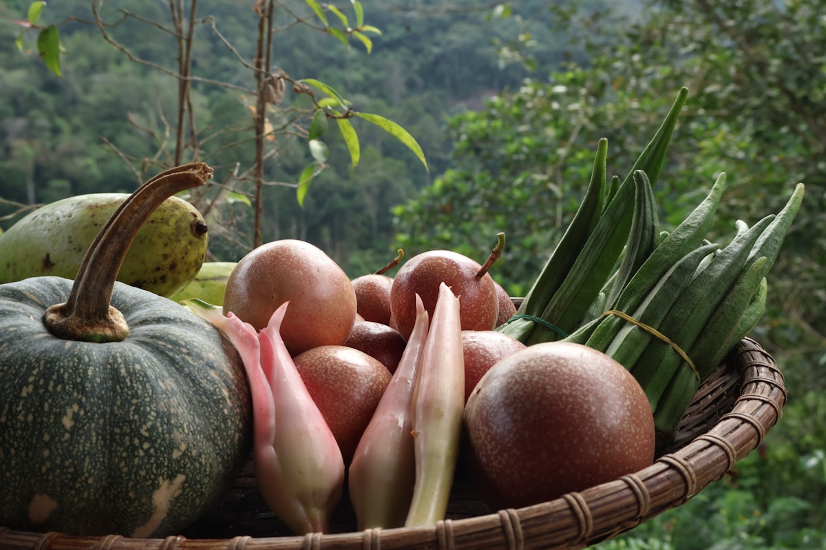 Frutti Stagionali in una Ciotola